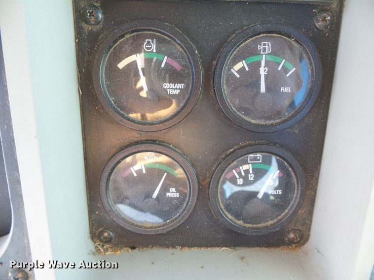 image for item H1253 1997 AGCO Allis 9675 MFWD tractor