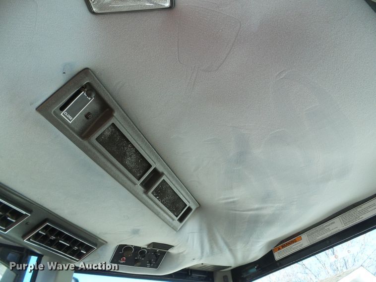 image for item H1253 1997 AGCO Allis 9675 MFWD tractor