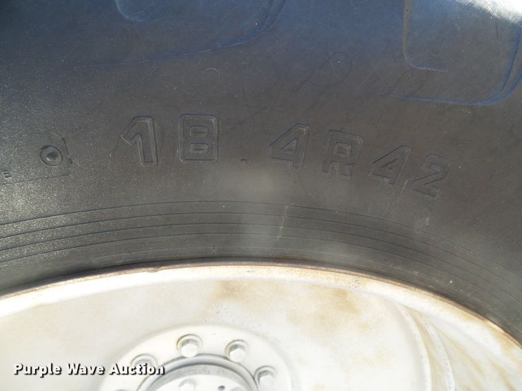 image for item H1253 1997 AGCO Allis 9675 MFWD tractor