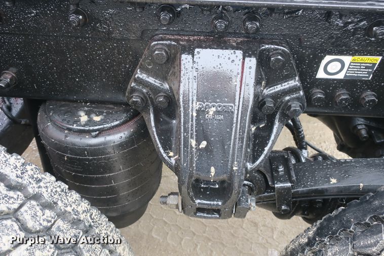 image for item DB10072 2012 Kenworth T700 semi truck