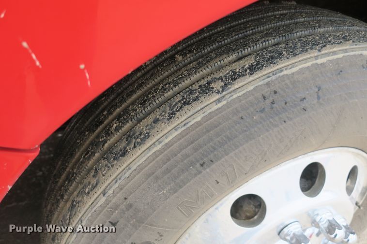 image for item DB10072 2012 Kenworth T700 semi truck