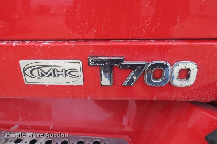 image for item DB10072 2012 Kenworth T700 semi truck