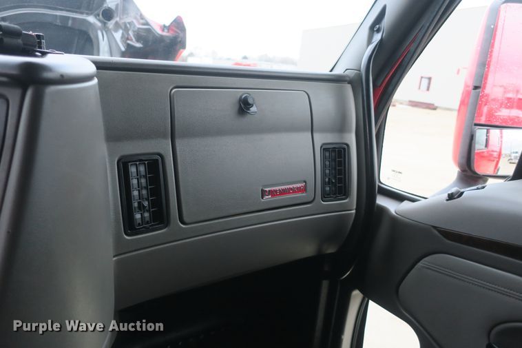 image for item DB10072 2012 Kenworth T700 semi truck