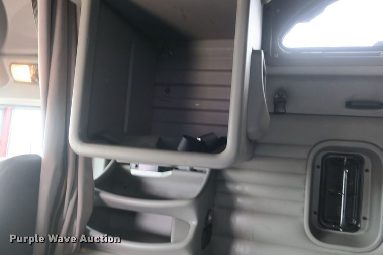 image for item DB10072 2012 Kenworth T700 semi truck