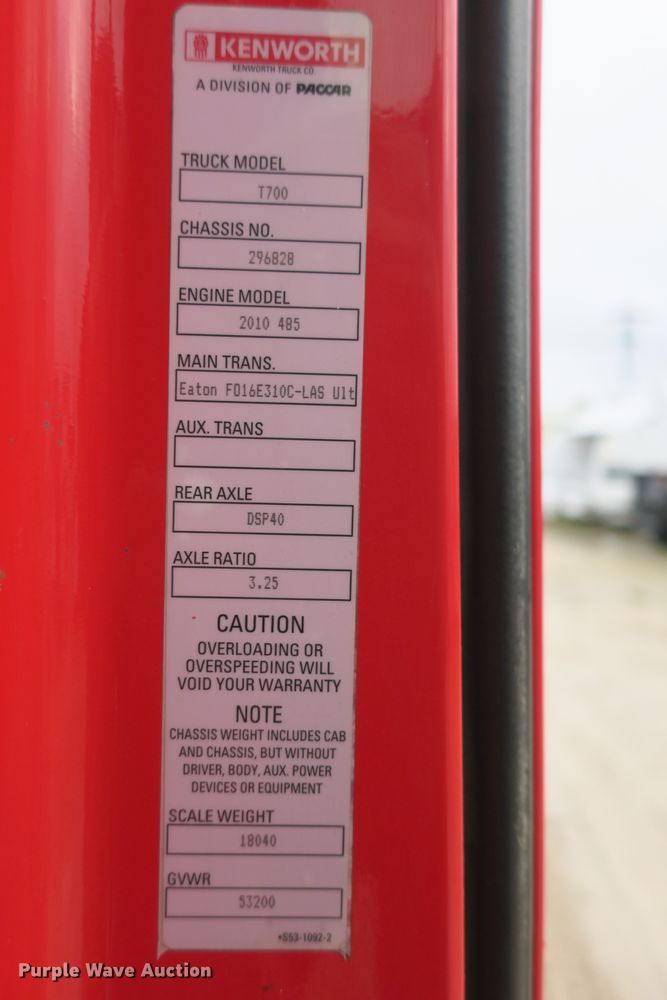 image for item DB10072 2012 Kenworth T700 semi truck