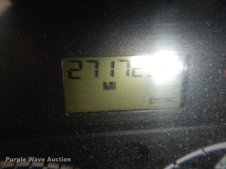 image for item DE4061 2007 Freightliner Business Class M2 Crew Cab truck cab and chassis