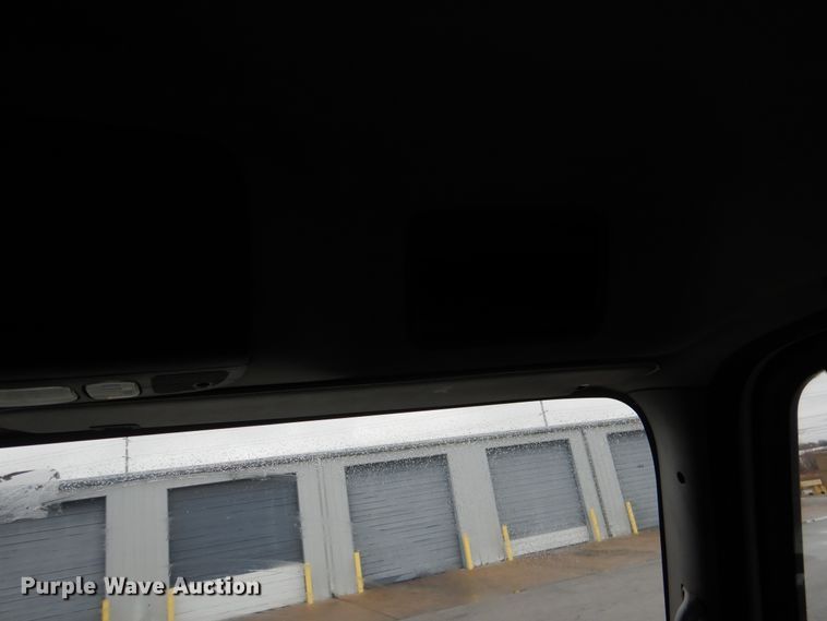 image for item DE4061 2007 Freightliner Business Class M2 Crew Cab truck cab and chassis