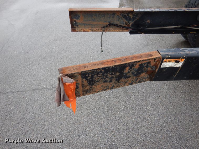 image for item DE4061 2007 Freightliner Business Class M2 Crew Cab truck cab and chassis