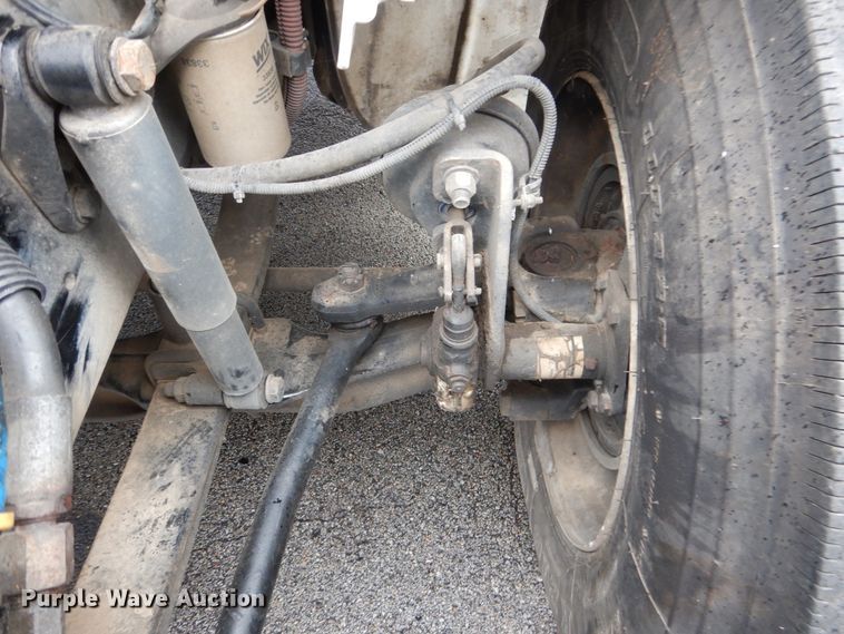 image for item DE4061 2007 Freightliner Business Class M2 Crew Cab truck cab and chassis