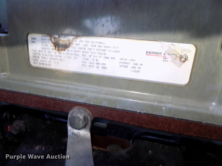 image for item DG2488 2006 Freightliner Columbia semi truck