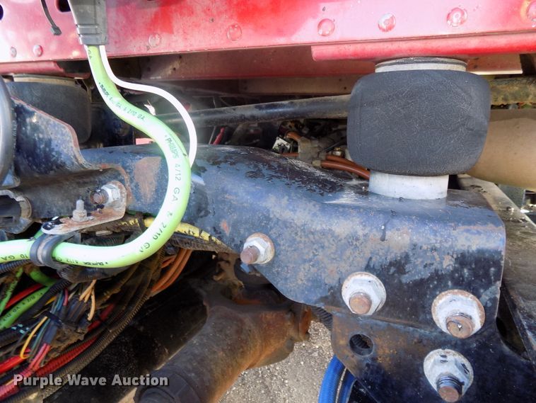 image for item DG2488 2006 Freightliner Columbia semi truck