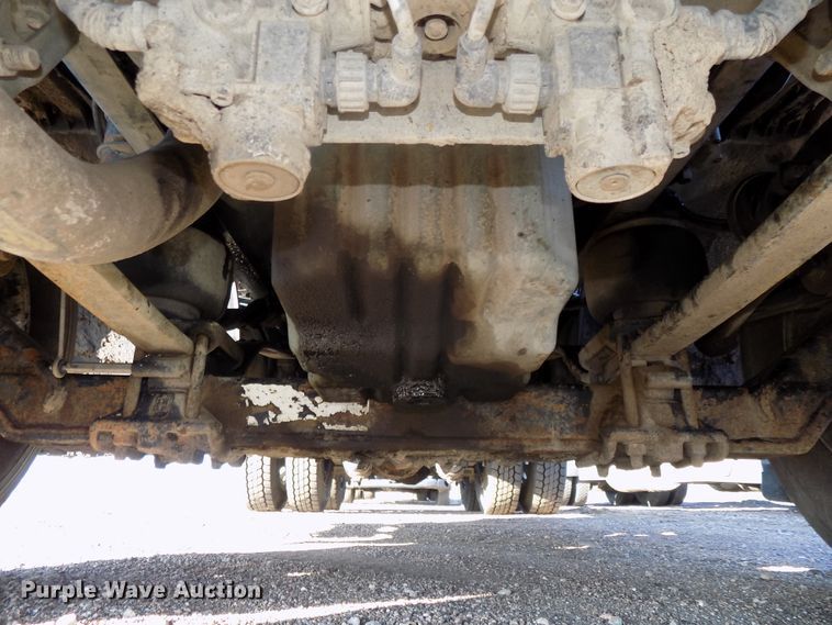 image for item DG2488 2006 Freightliner Columbia semi truck