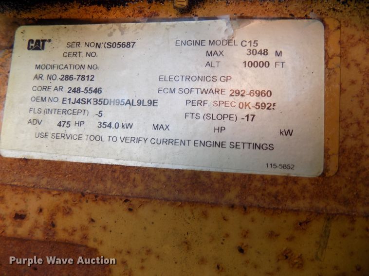 image for item DG2490 2007 Peterbilt 379 semi truck