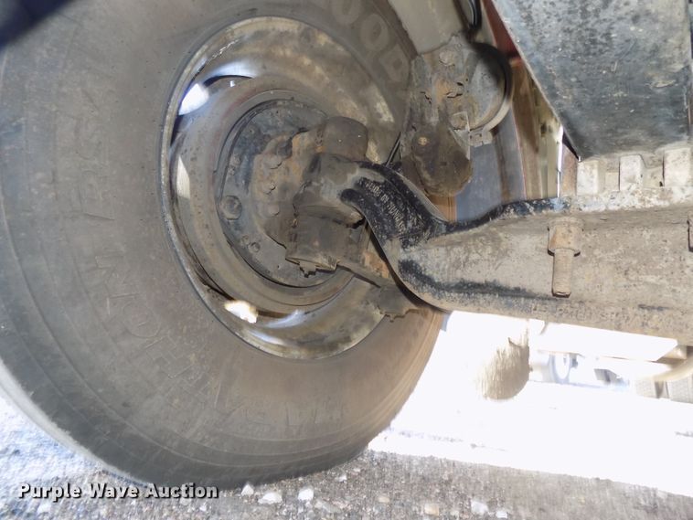 image for item DG2490 2007 Peterbilt 379 semi truck