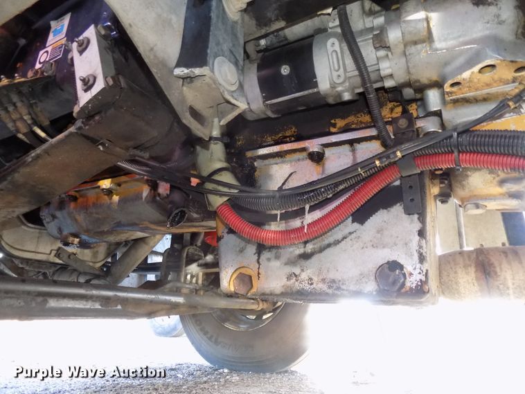 image for item DG2490 2007 Peterbilt 379 semi truck