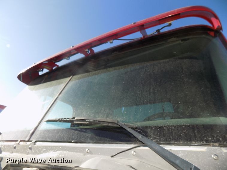 image for item DG2492 2006 Freightliner Columbia semi truck