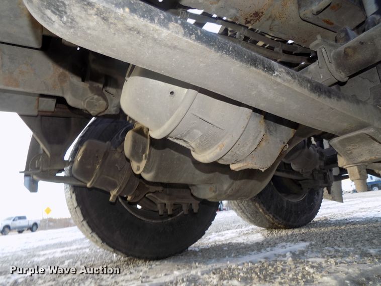 image for item DG2497 2010 Freightliner Cascadia semi truck