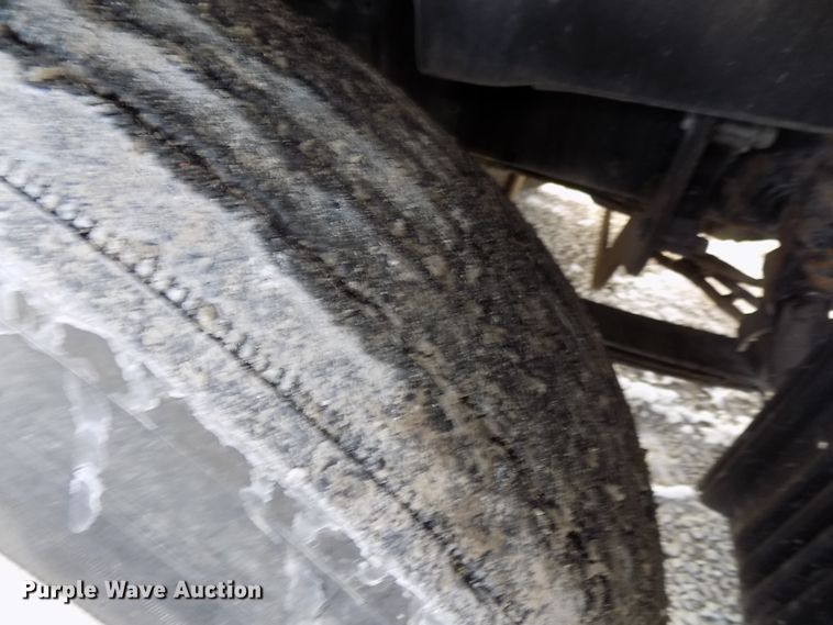 image for item DG2497 2010 Freightliner Cascadia semi truck