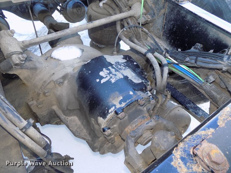 image for item DG2498 2012 Freightliner Cascadia semi truck