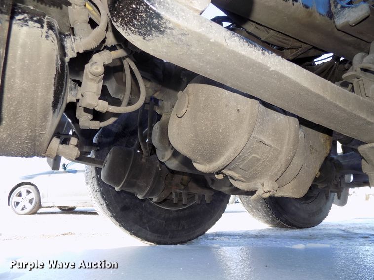 image for item DG2498 2012 Freightliner Cascadia semi truck