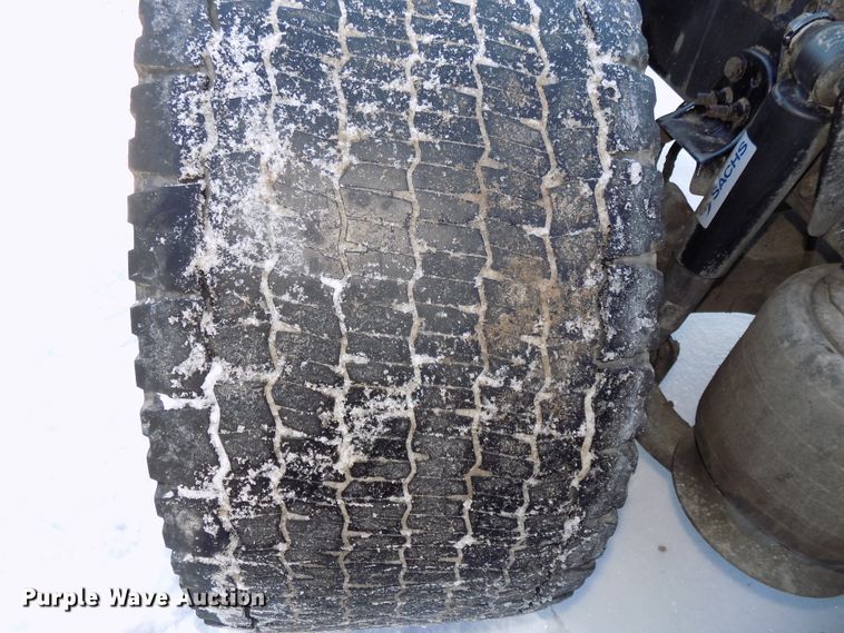 image for item DG2498 2012 Freightliner Cascadia semi truck