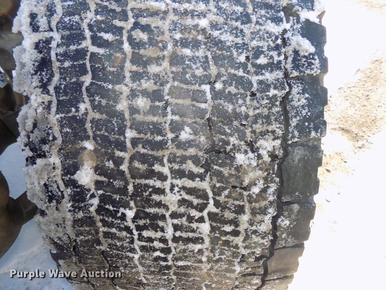 image for item DG2498 2012 Freightliner Cascadia semi truck