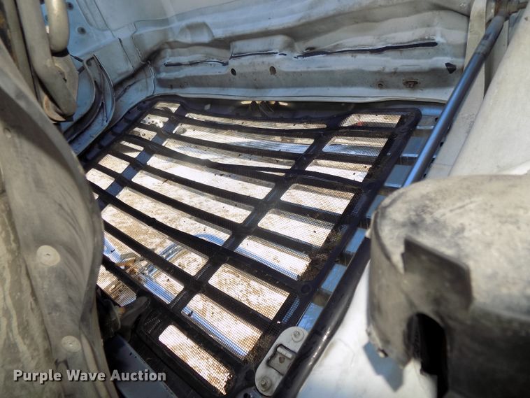 image for item DG2499 2010 Freightliner Cascadia semi truck