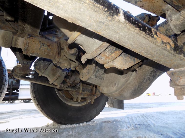 image for item DG2499 2010 Freightliner Cascadia semi truck