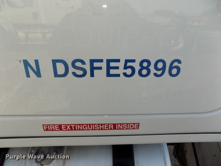 image for item DG2501 2013 Freightliner Cascadia semi truck