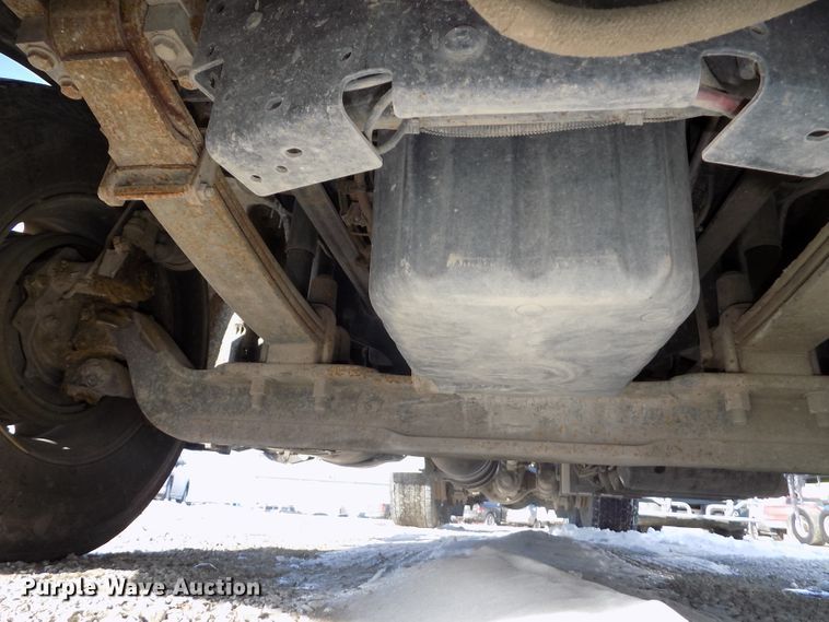 image for item DG2502 2010 Freightliner Cascadia semi truck