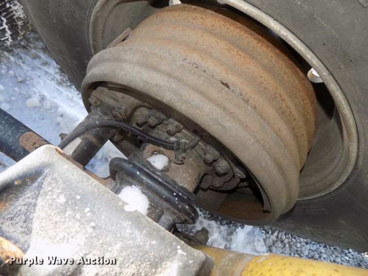 image for item DG2502 2010 Freightliner Cascadia semi truck