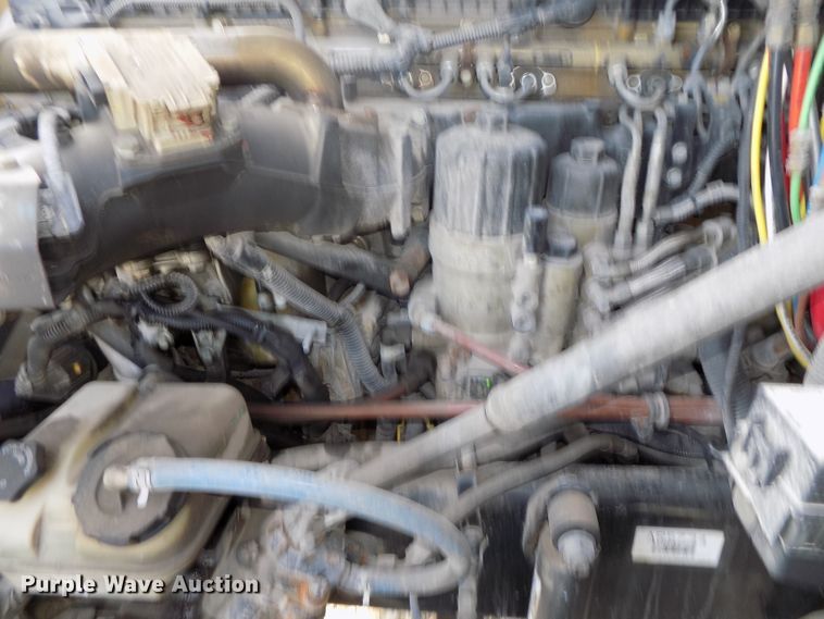 image for item DG2503 2010 Freightliner Cascadia semi truck