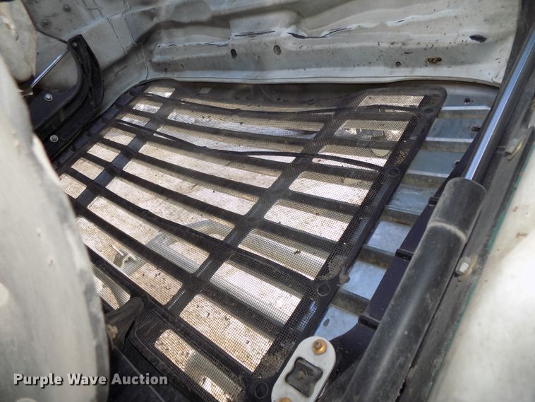 image for item DG2503 2010 Freightliner Cascadia semi truck