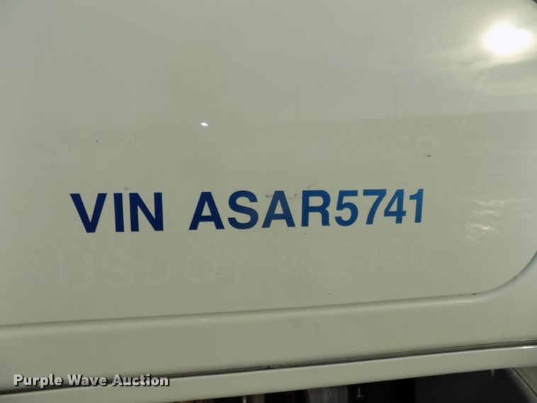 image for item DG2504 2010 Freightliner Cascadia semi truck