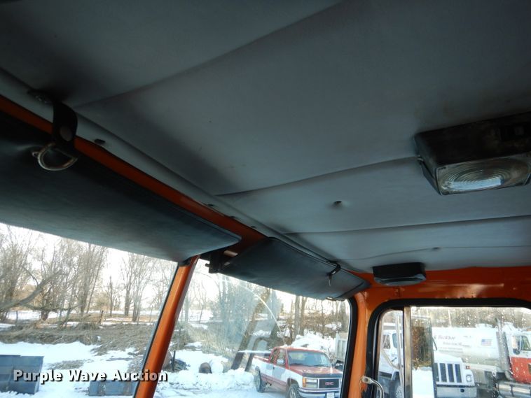 image for item DG5892 1995 White GMC WG flatbed truck