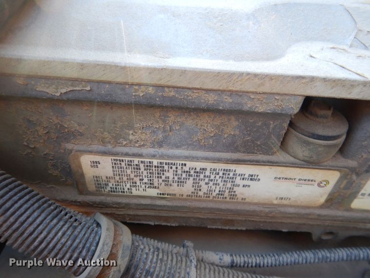 image for item DG5892 1995 White GMC WG flatbed truck