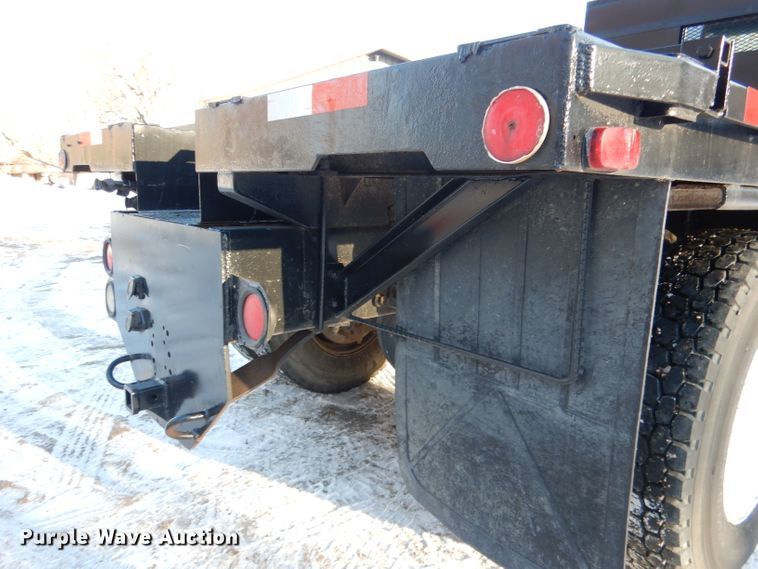 image for item DG5892 1995 White GMC WG flatbed truck