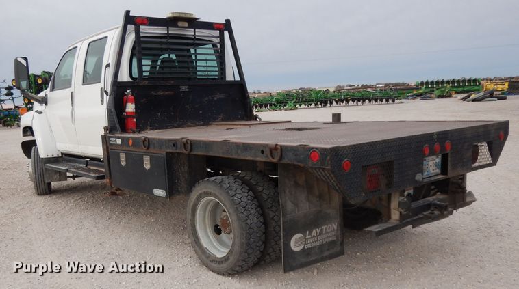 image for item DH2259 2006 GMC C4500 Crew Cab flatbed truck