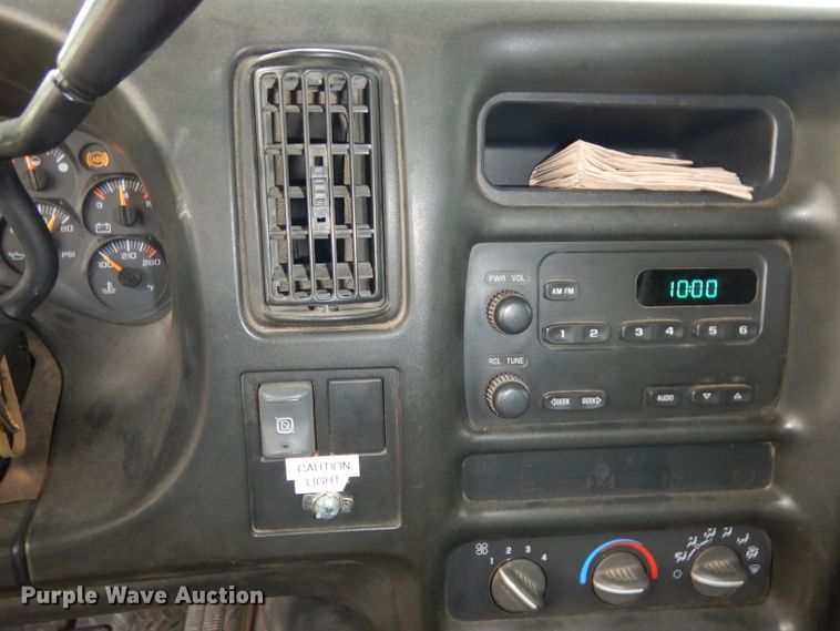 image for item DH2259 2006 GMC C4500 Crew Cab flatbed truck