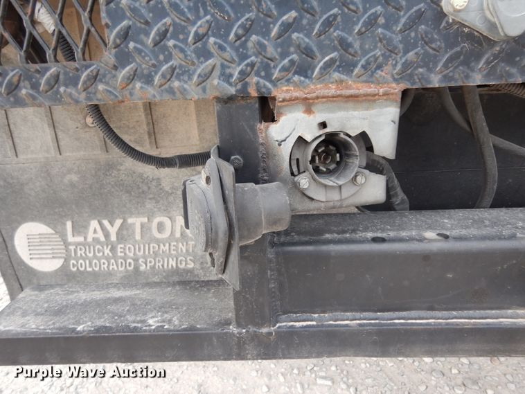 image for item DH2259 2006 GMC C4500 Crew Cab flatbed truck