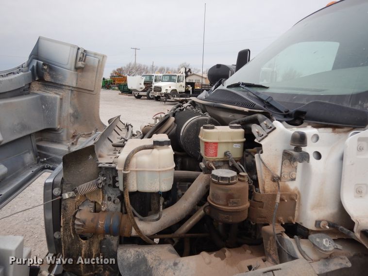 image for item DH2259 2006 GMC C4500 Crew Cab flatbed truck