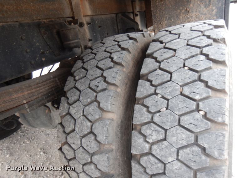 image for item DH2259 2006 GMC C4500 Crew Cab flatbed truck