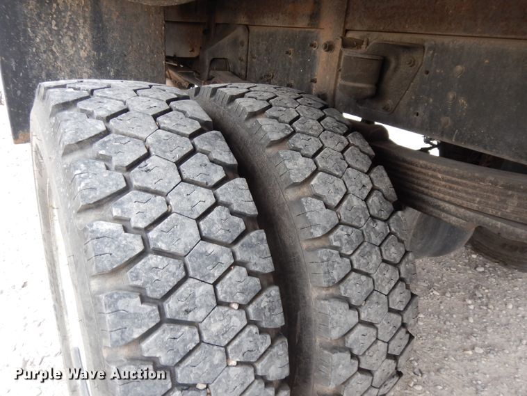 image for item DH2259 2006 GMC C4500 Crew Cab flatbed truck