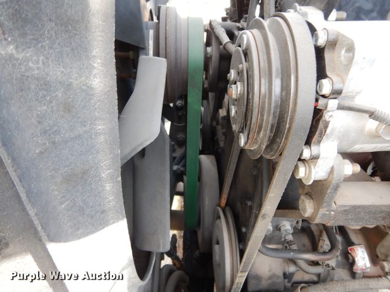 image for item DH2262 1999 Peterbilt 385 semi truck