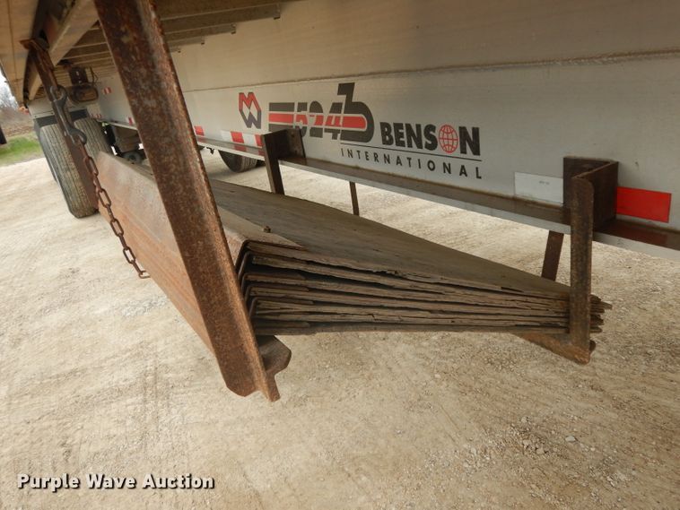 image for item DH2265 2006 Benson AF5244810250 flatbed trailer