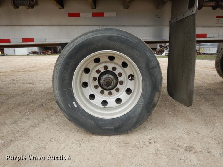 image for item DH2265 2006 Benson AF5244810250 flatbed trailer