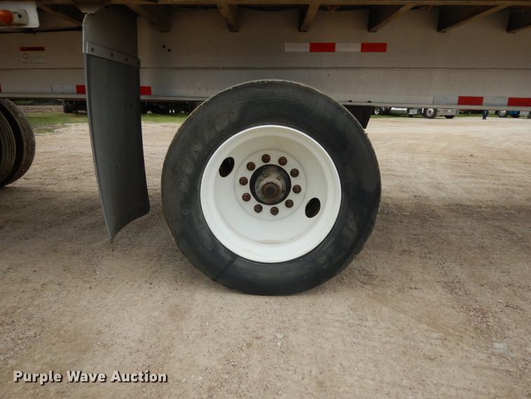image for item DH2265 2006 Benson AF5244810250 flatbed trailer