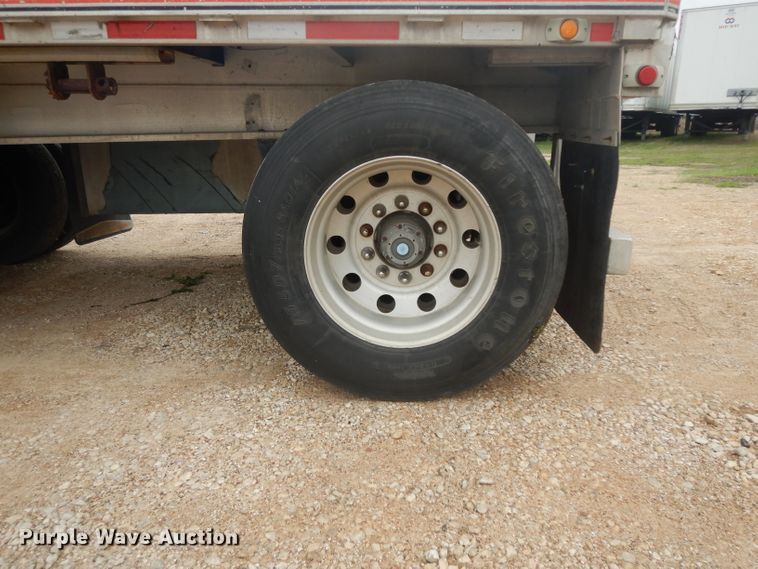 image for item DH2266 1999 Benson 5653A flatbed trailer