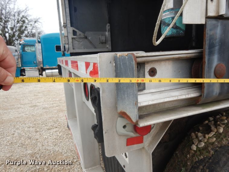 image for item DH2267 2006 Benson AF5244810250 flatbed trailer