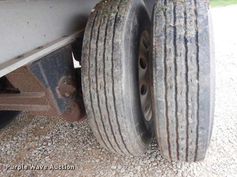 image for item DH2267 2006 Benson AF5244810250 flatbed trailer